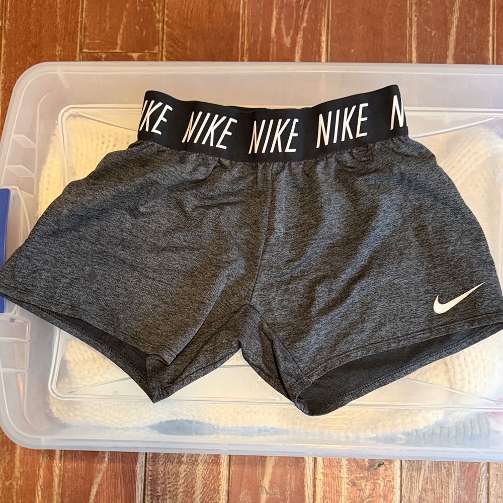 Girls Nike Heather Gray Elastic Logo Waist Athletic Shorts with White Swoosh